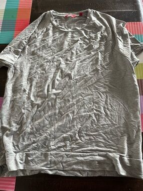 Men’s Xxl Saks 5th Ave tee